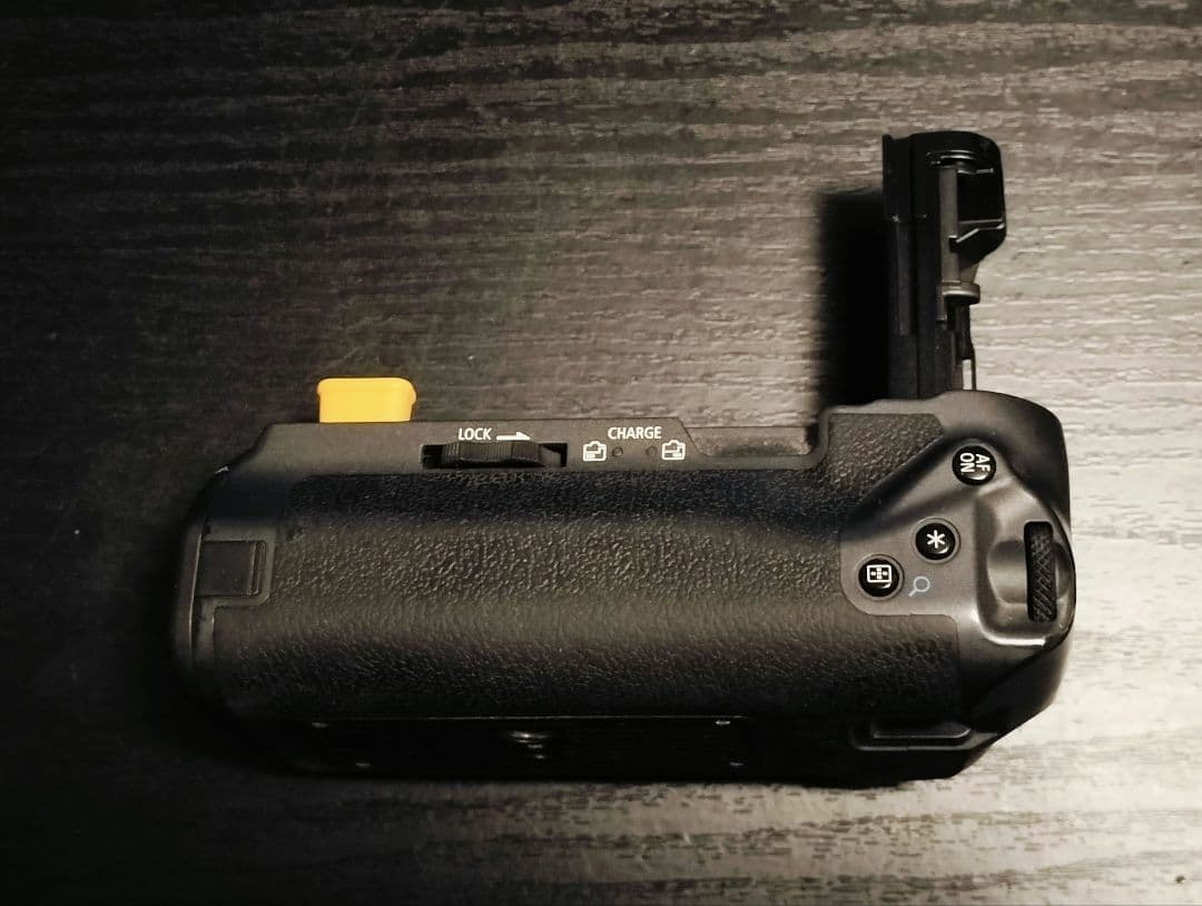 EOS R+BG-E22+バッテリー2個 難有り