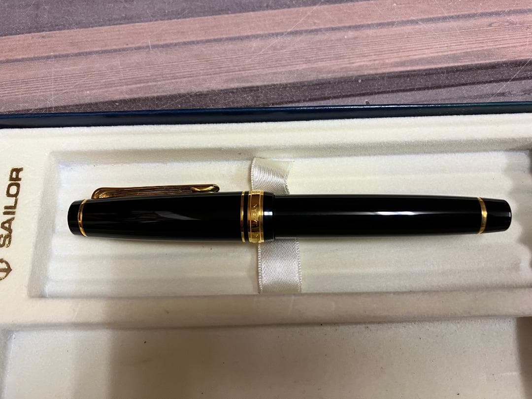 SAILOR 21K プロフェッショナルギア 長刀研ぎ万年筆 黒色 専用ケース付