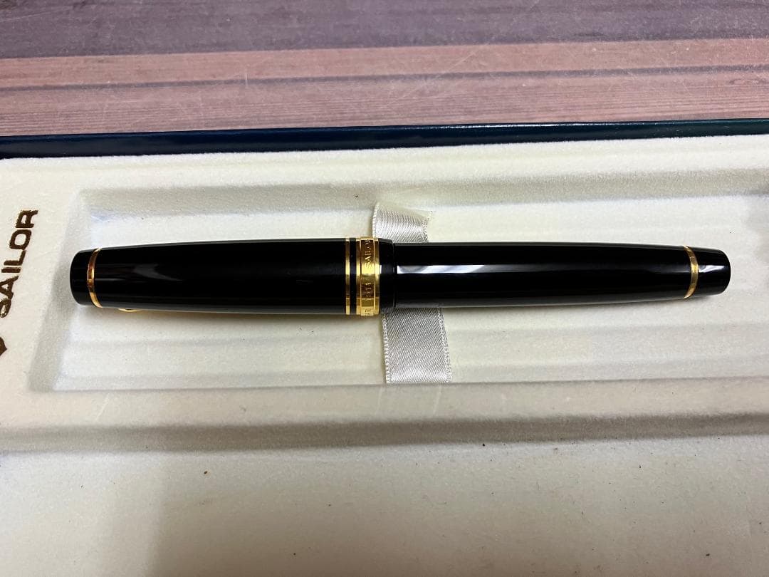 SAILOR 21K プロフェッショナルギア 長刀研ぎ万年筆 黒色 専用ケース付