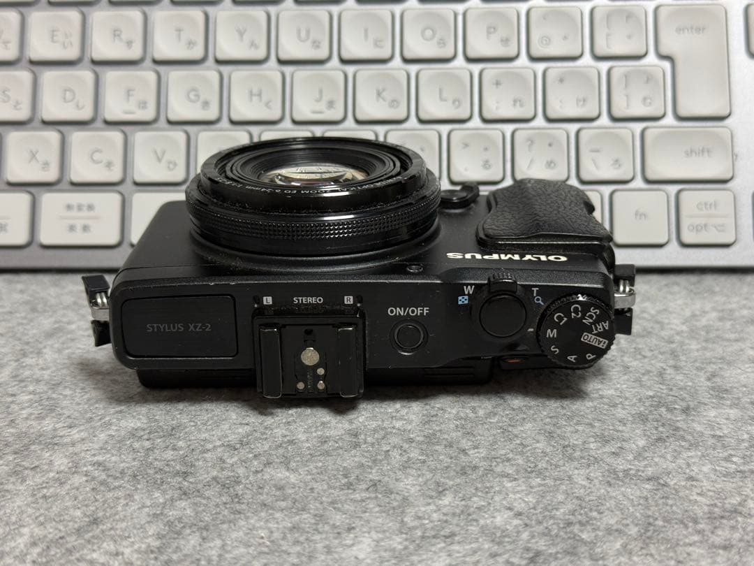 OLYMPUS XZ-2 コンパクトデジタルカメラ STYLUS