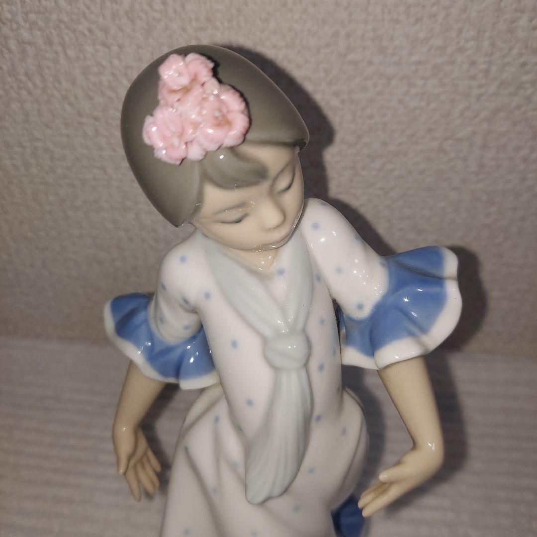 【LLADRO】リヤドロ　フラメンコを踊る少女の陶器置物
