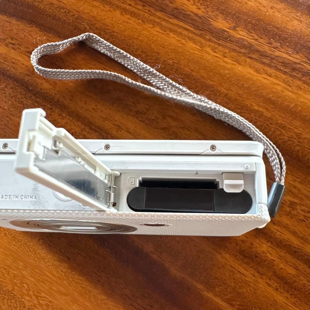 デジタルカメラ casio exilim ex-zr70