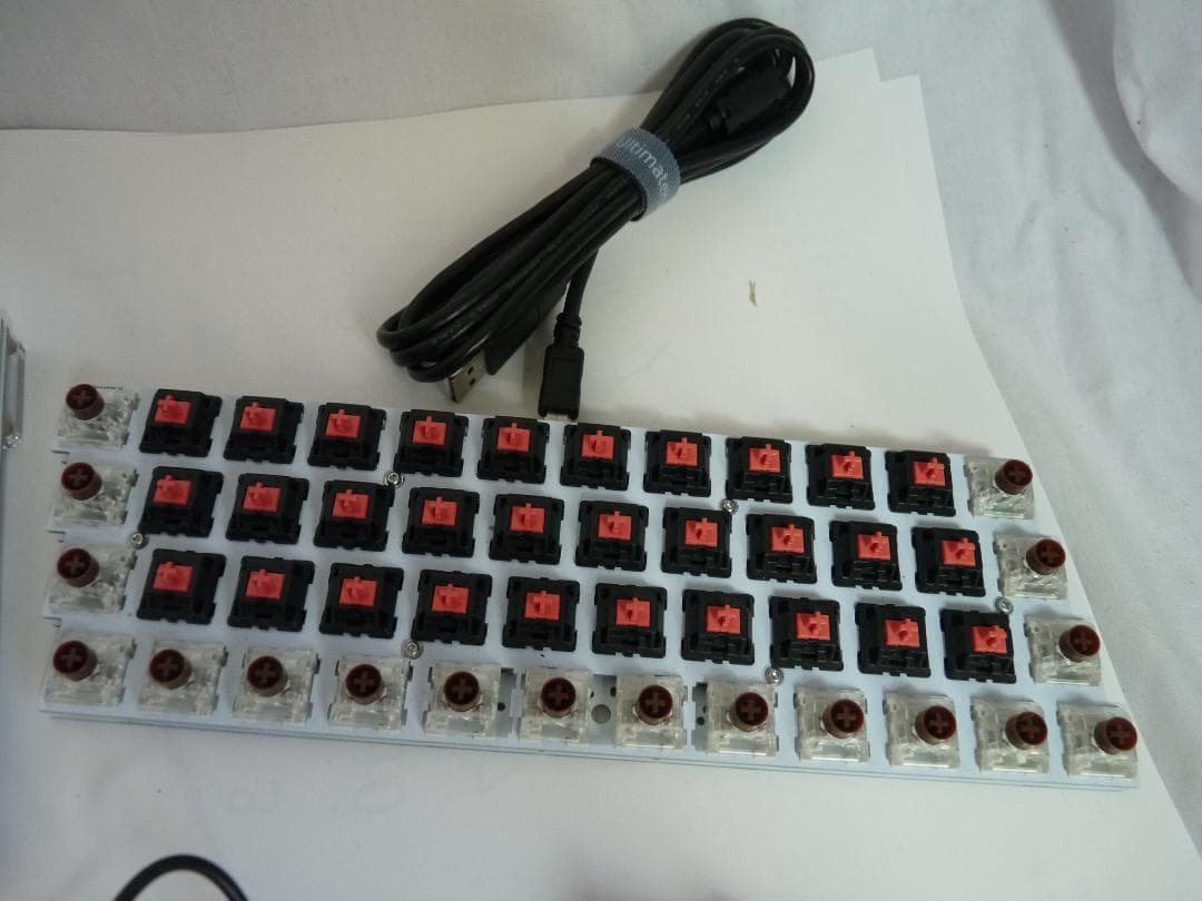自作キーボード本体 いろいろ UZU42/Angel 64/Zlant PCB