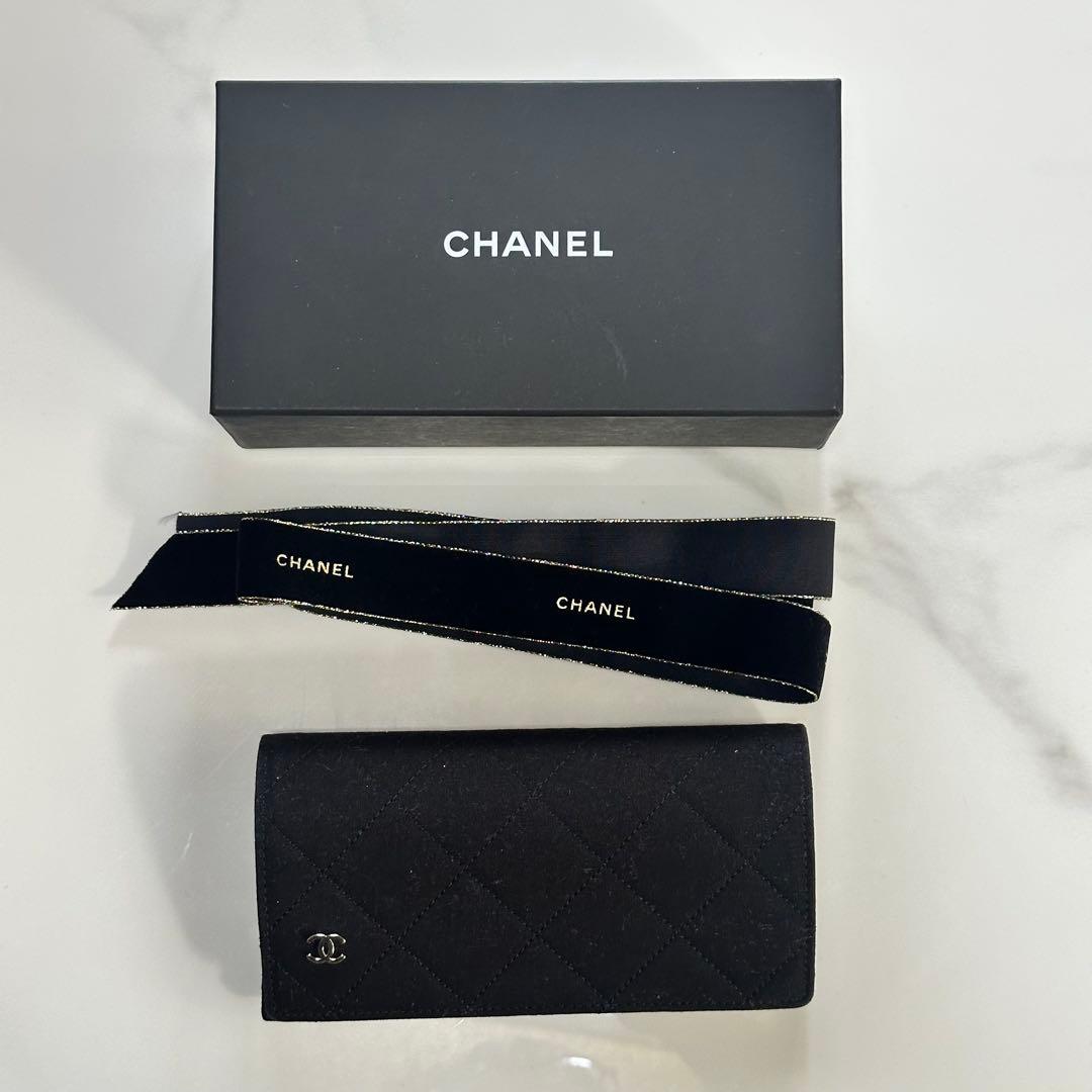 CHANEL メガネケース