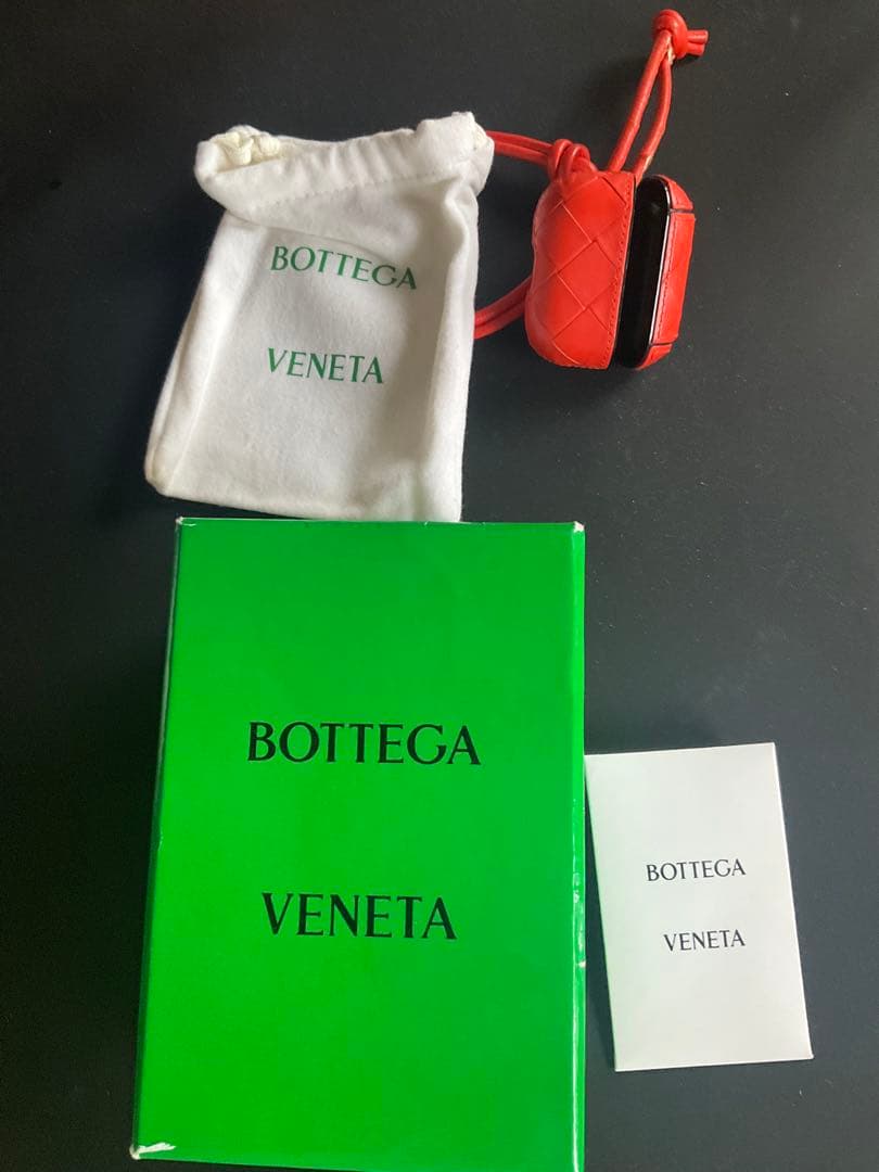 Bottega Veneta 第一第二世代AirPodsPro ケース　　レザー