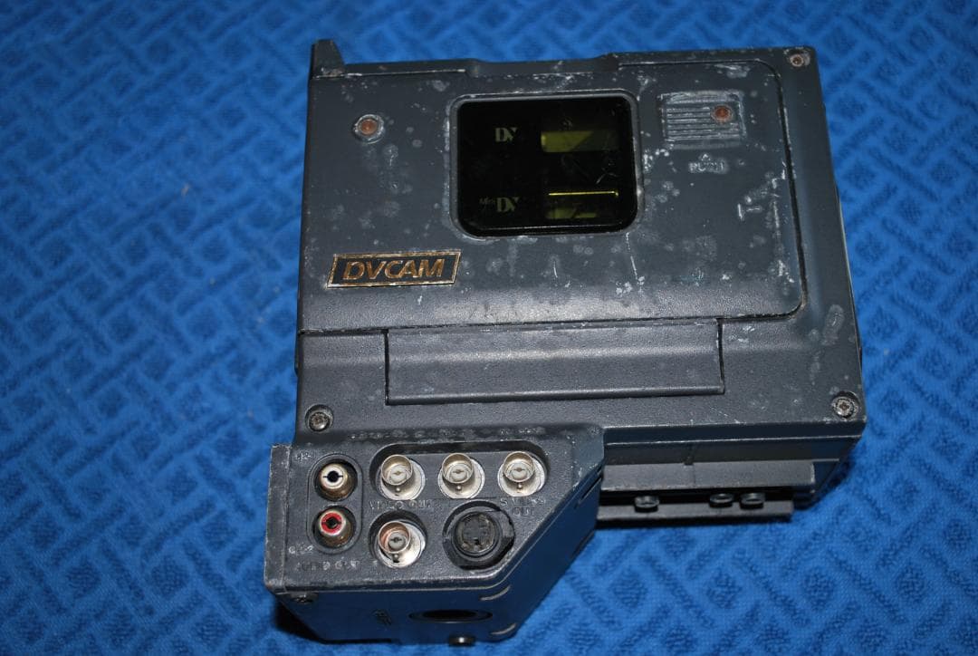 ソニーDvcamデジタルドカブルレコーダーDSR-1ジャンク品の出品です。