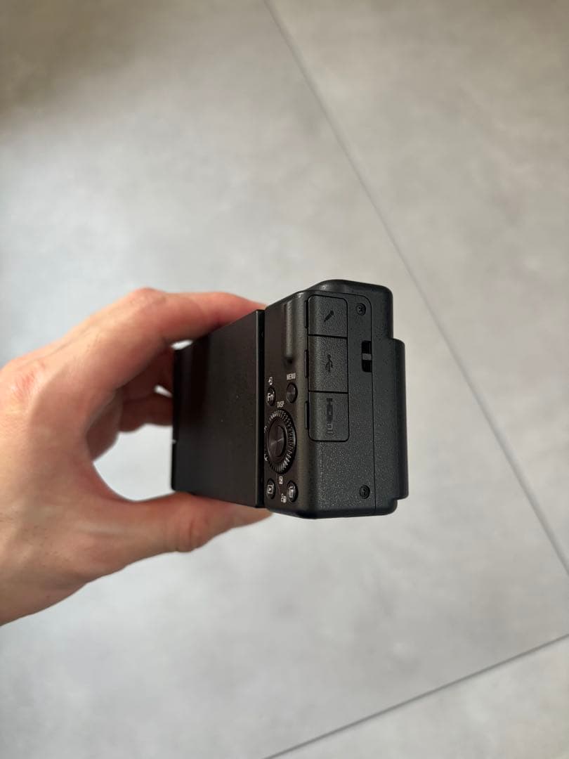 SONY ZV-1F vlogcam＋撮影用三脚＋バッテリー×2個＋保護シート