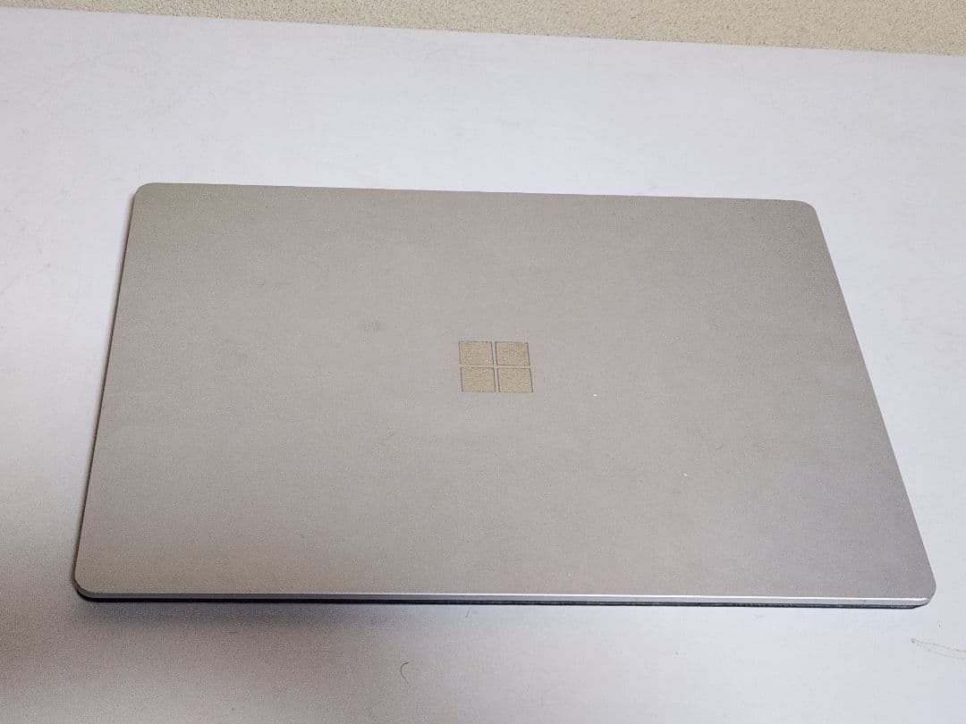 Microsoft Surface Laptop 本体