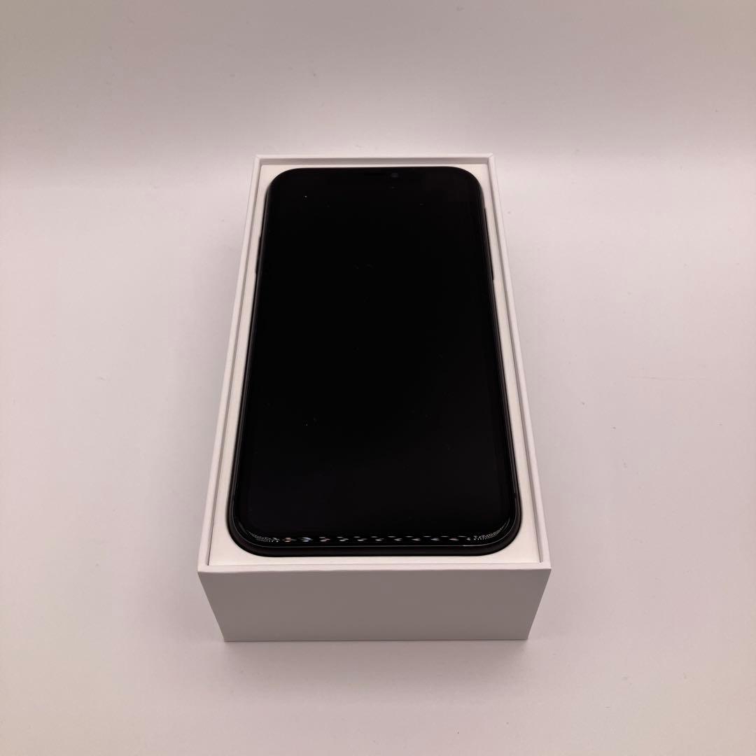 iPhone 11 ブラック256GB SIMフリー【外装美品】