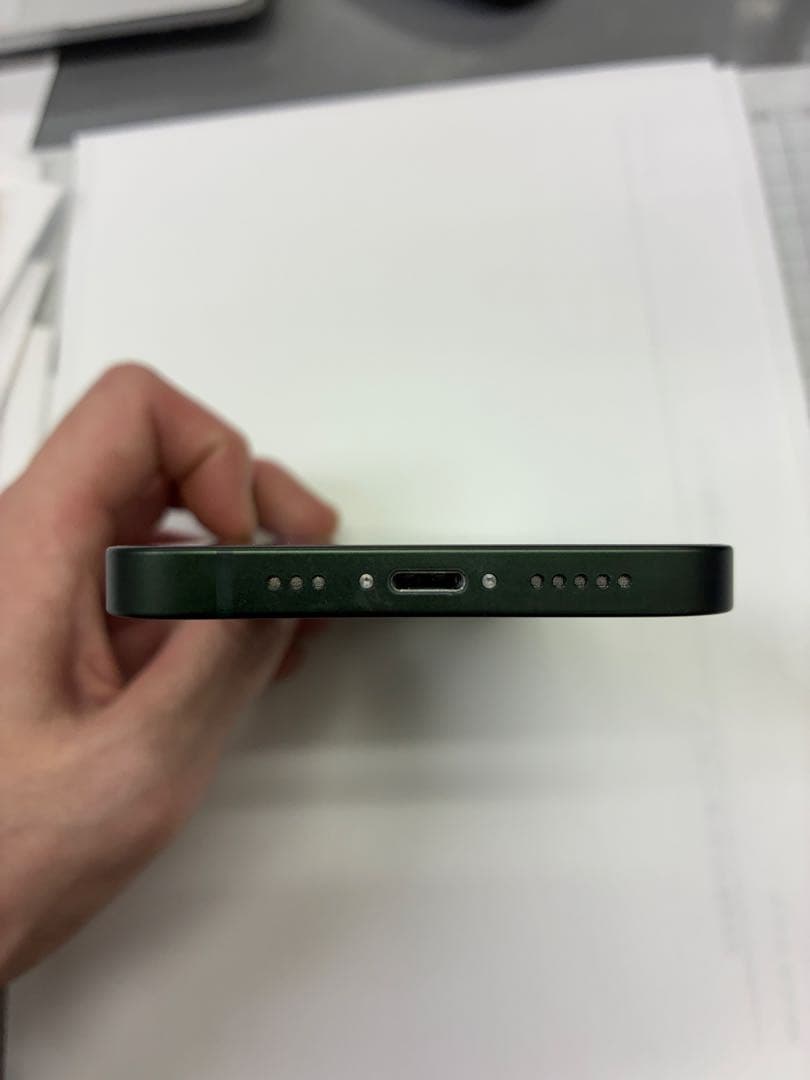 Apple iPhone 13 グリーン 本体