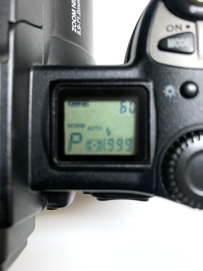 デジタルカメラ NIKON COOLPIX E5700 + MB-E5700