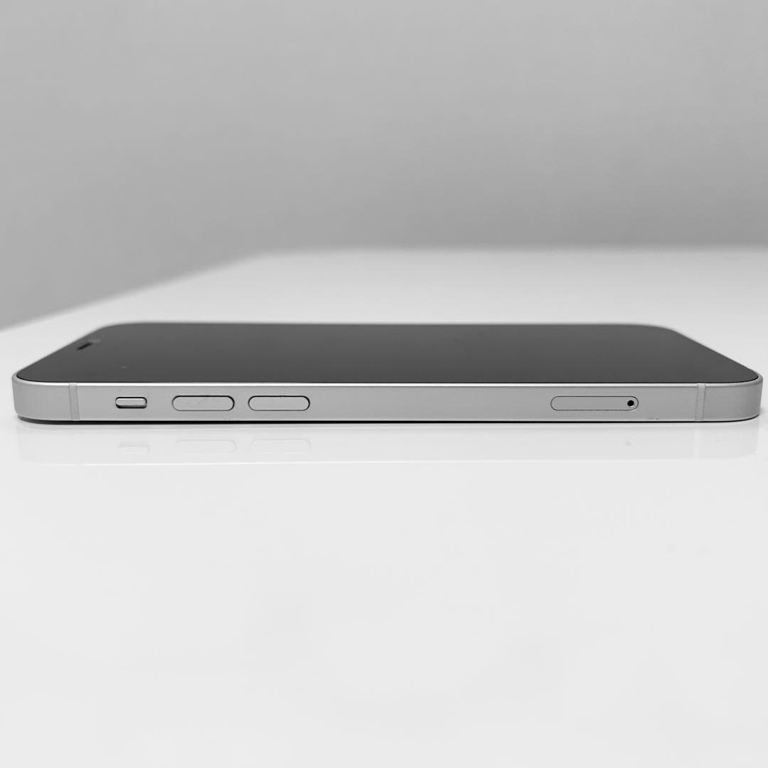 美品 Apple iPhone 12 ホワイト 64GB 外箱あり 付属品完備！