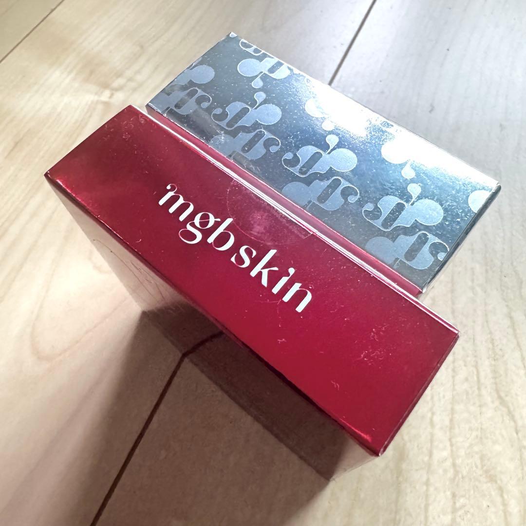 限定廃盤 GLOW ファンデーション スキンパウダー megood beauty