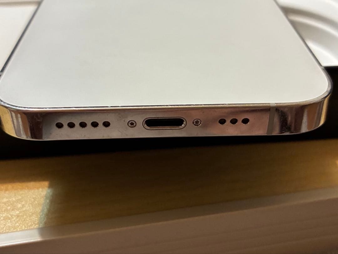 【Apple】iPhone 12pro 256GB バッテリー76%
