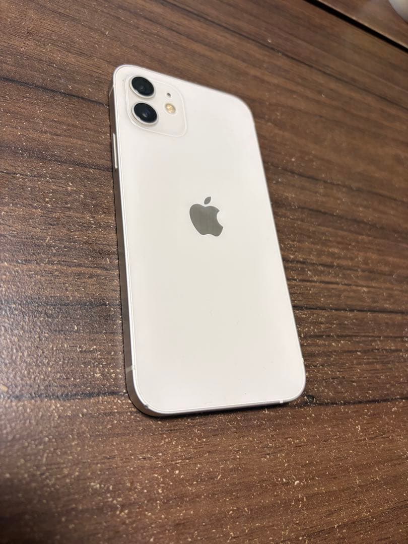 Apple iPhone 12 ホワイト 本体美品