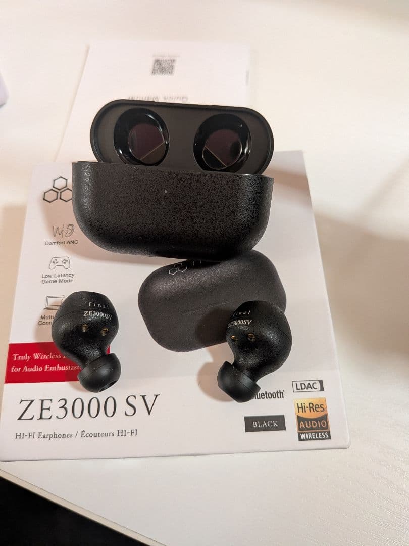 final ZE3000 SV ブラック ワイヤレスイヤフォン