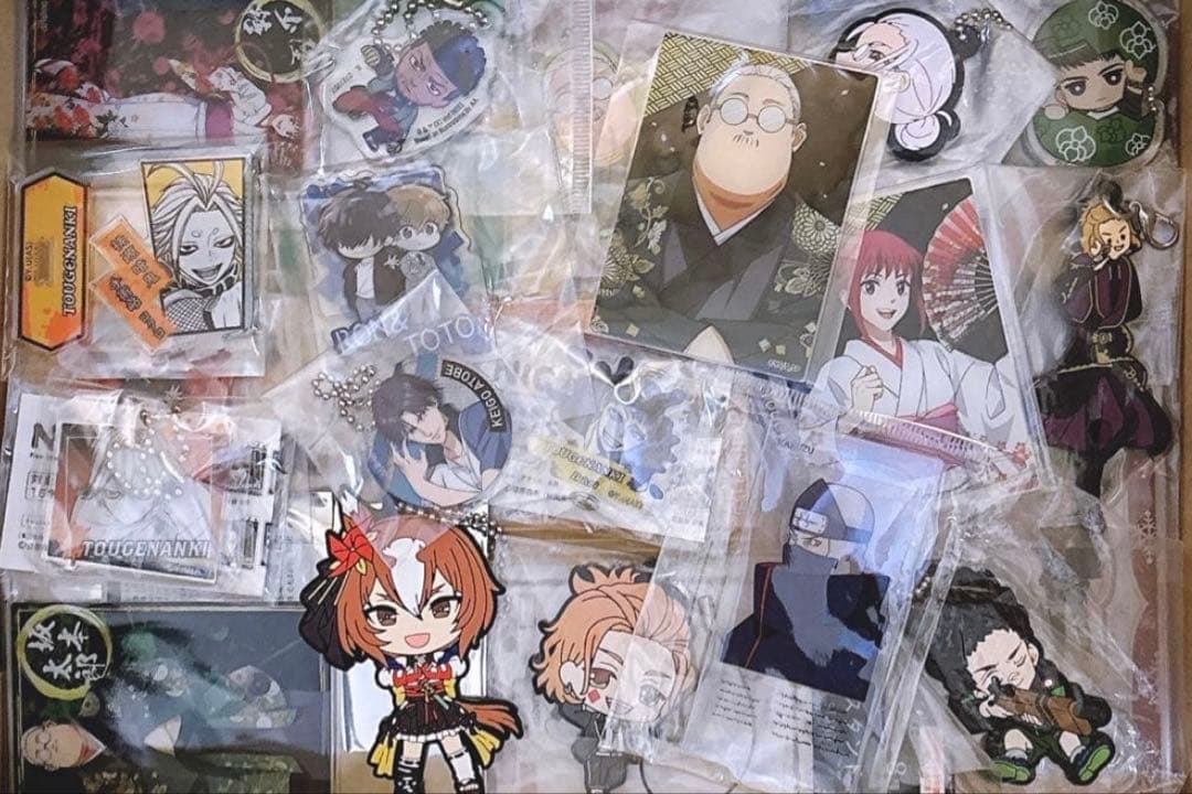 アニメグッズ まとめ売り ノンジャンル サカモトデイズ 桃源暗鬼 ツイステ 他