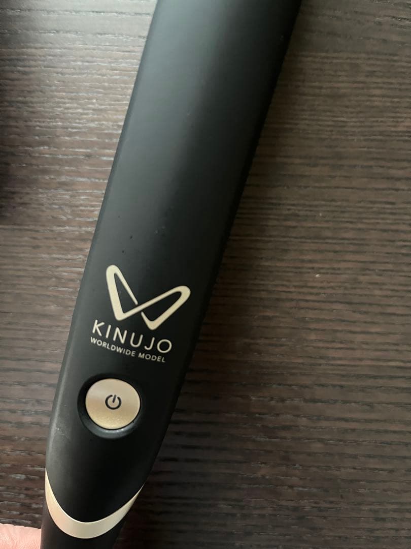 正規品　 絹女 KINUJO DS200 海外兼用ストレートアイロン