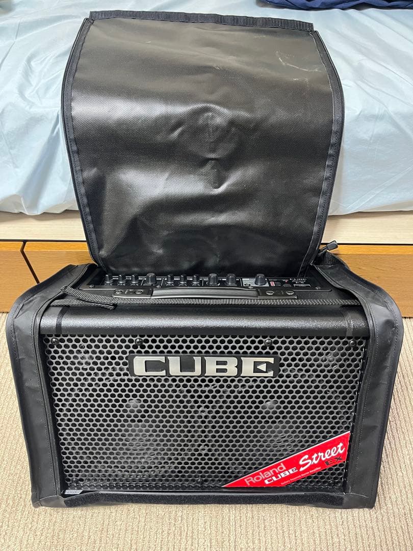 【値下げ可】Roland CUBE Street アンプ 本体 専用カバー付き