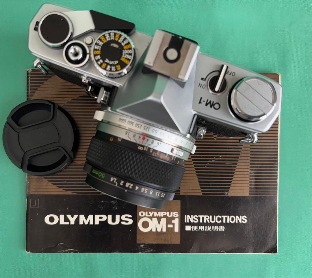 ★ OLYMPUS OM-1 (使用説明書付)+ ★ 標準レンズ 50mm