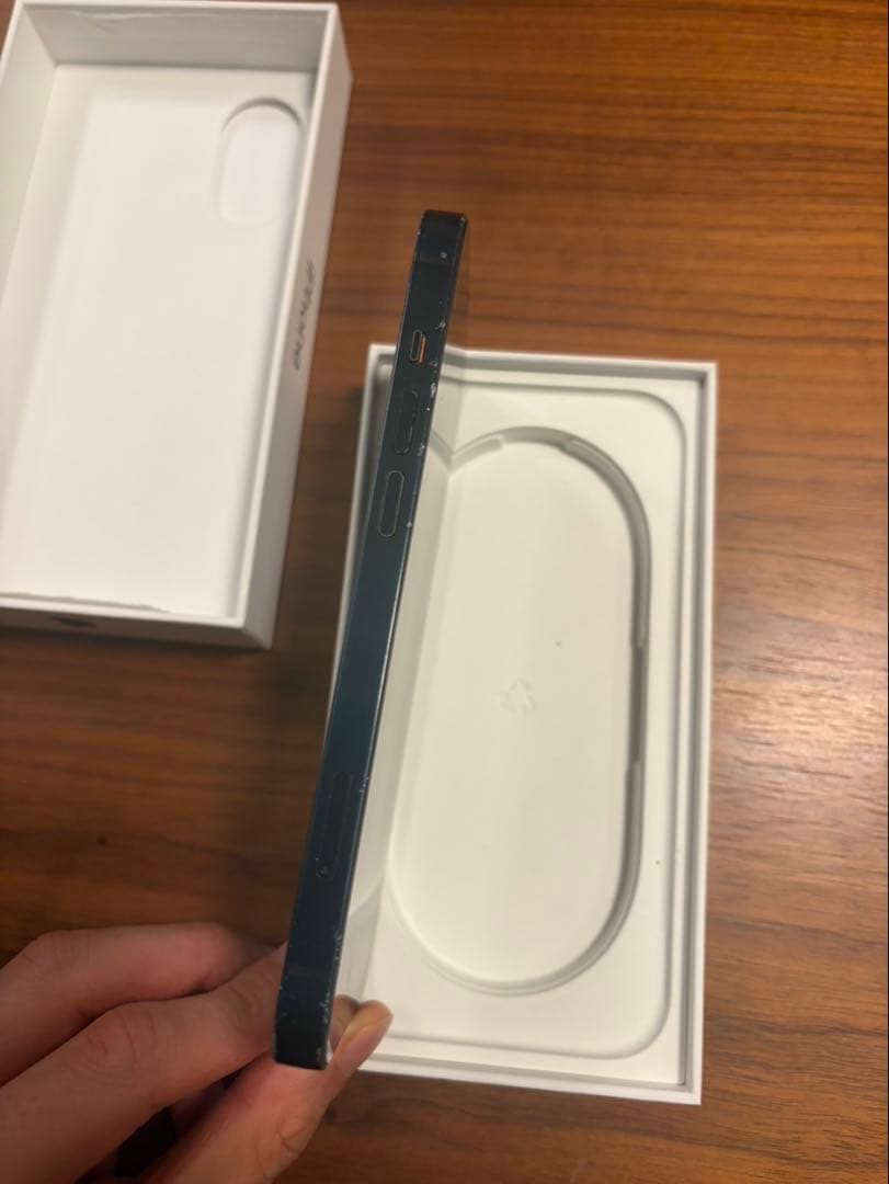 Apple iPhone 14 ミッドナイト 本体