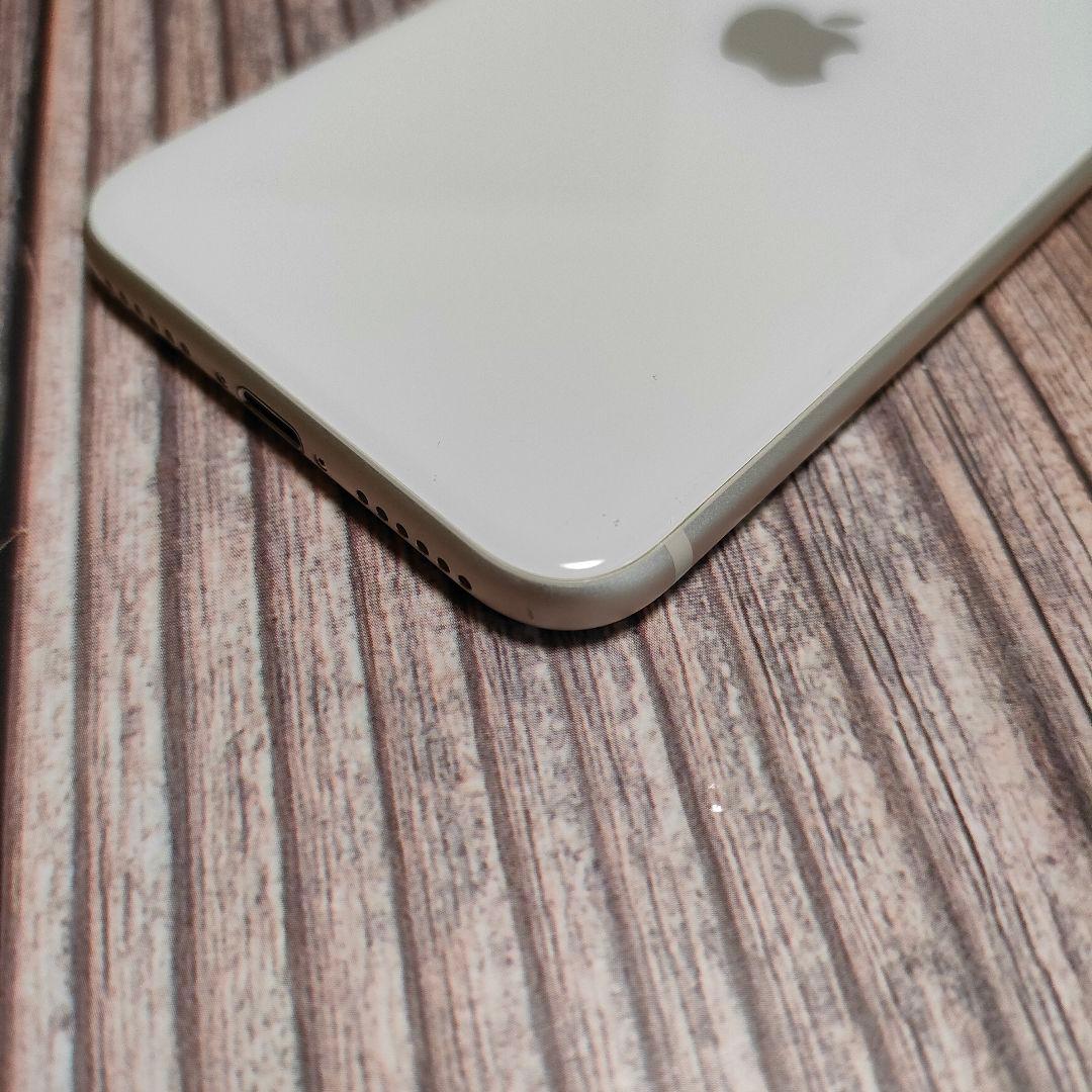 iPhone SE 第3世代 64GB バッテリー92%