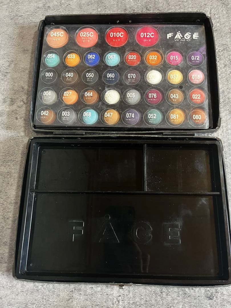 ワミレス　FACE アイシャドウパレット フェイス ジ カラーズ 36