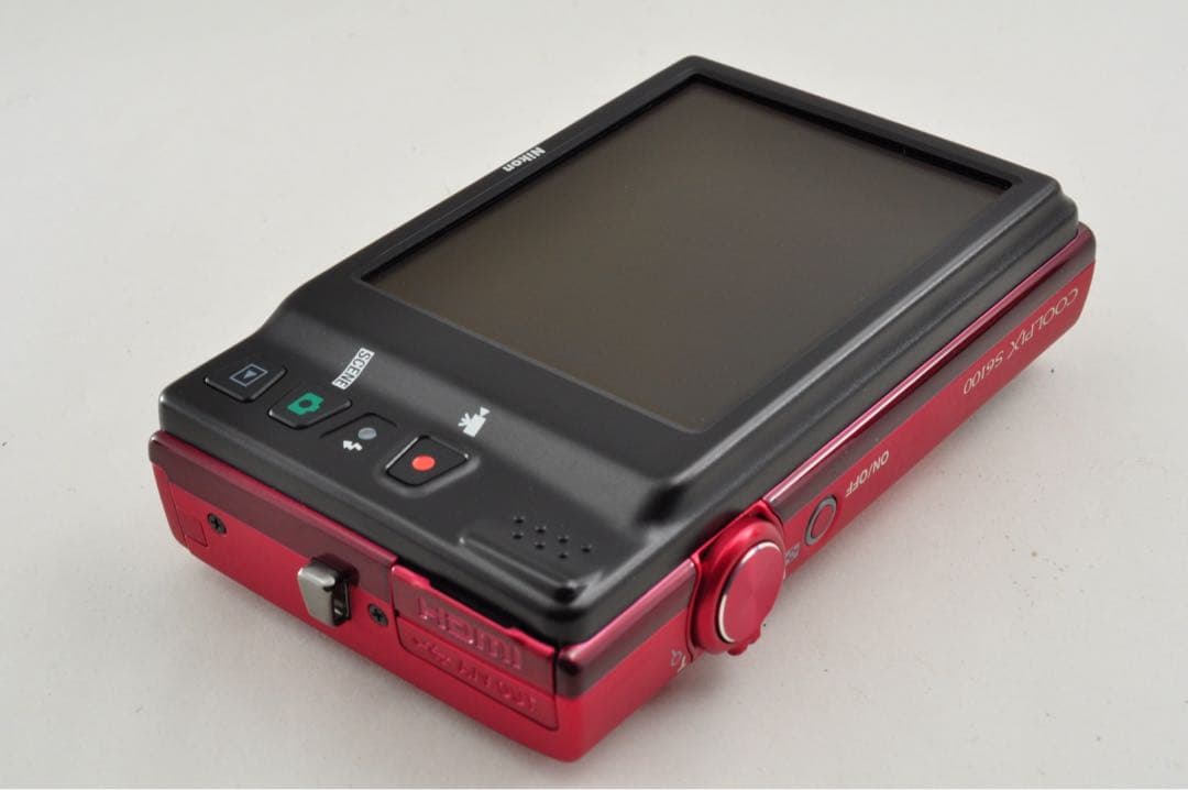 美品　Nikon COOLPIX S6100 ニコン デジカメカメラ