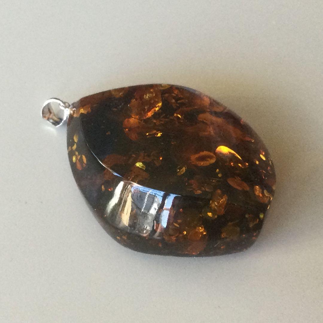 琥珀ペンダントトップ(18、8g)