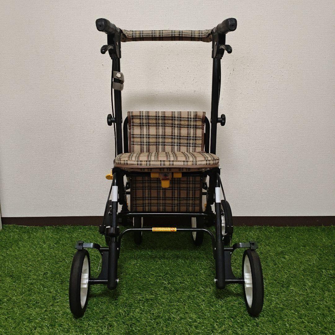 カットリハビリィ　歩行車　アクティブピッチ　シルバーカー