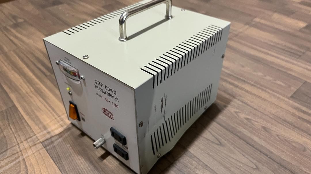 SDX-1500 ステップダウントランスフォーマー