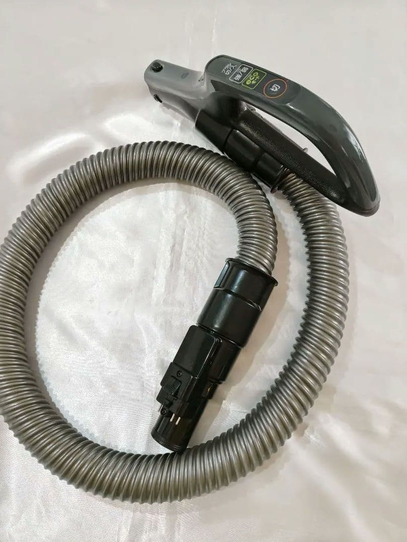 東芝　サイクロン掃除機　トルネオミニVC‐F30(R) 2021年製