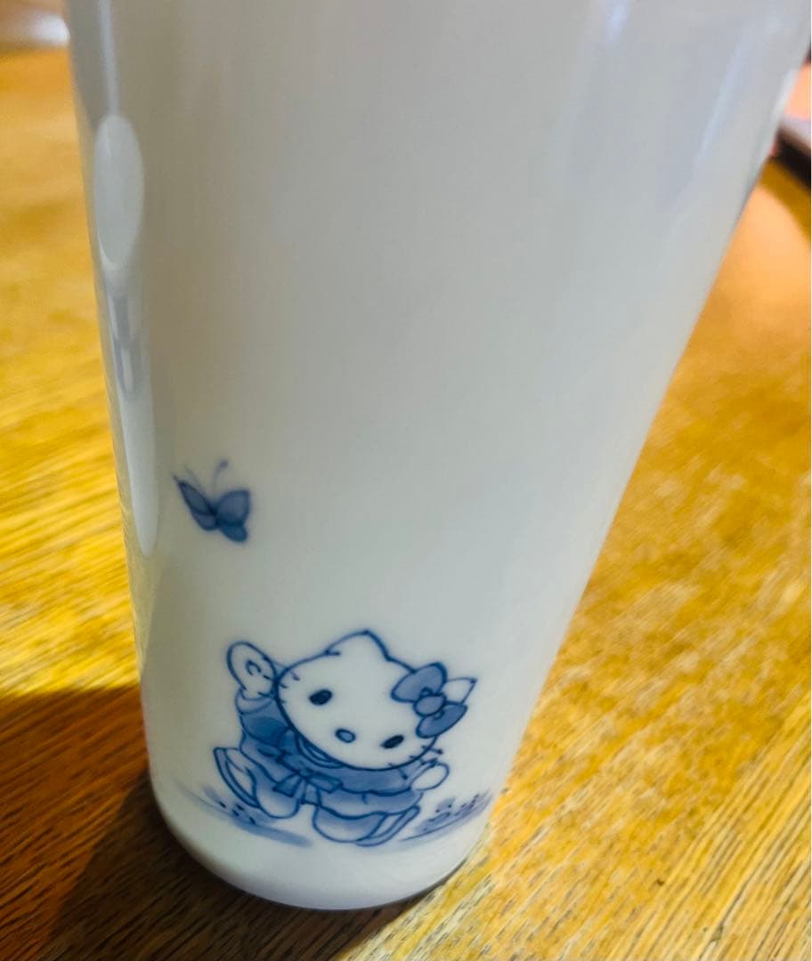 三川内焼　キティちゃん② エッグシェル