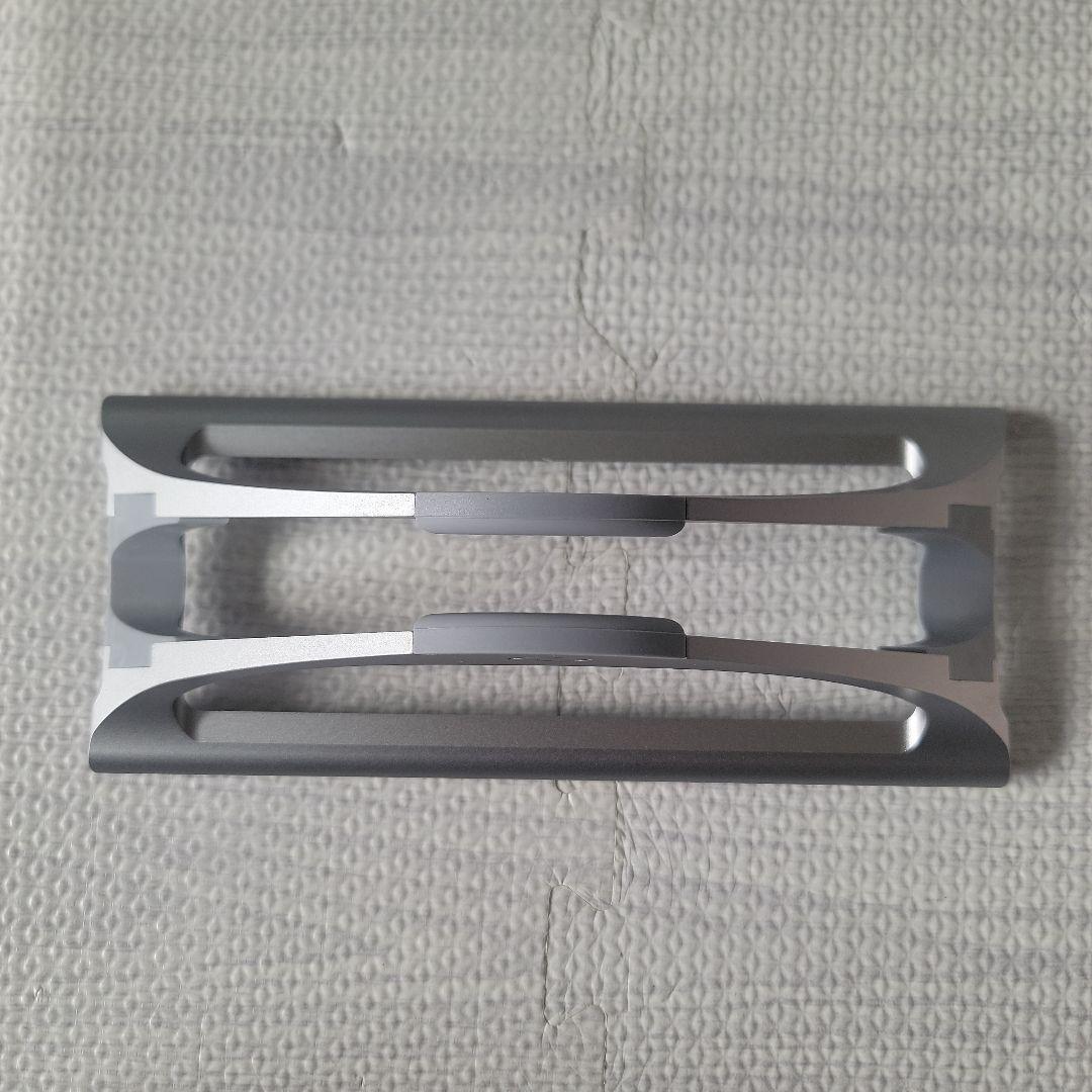 その他ノートPCアクセサリー HUMANCENTRIC VERTICAL Laptop Stand