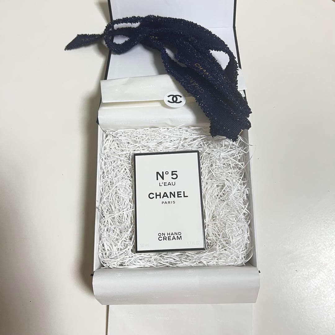 CHANEL N°5 L’EAU ハンドクリーム 50ml 新品 箱付き ギフト