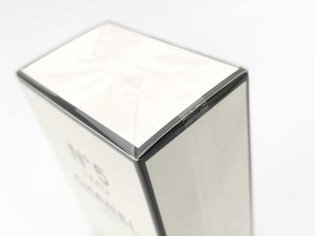 CHANEL N°5 L’EAU ハンドクリーム 50ml 新品 箱付き ギフト