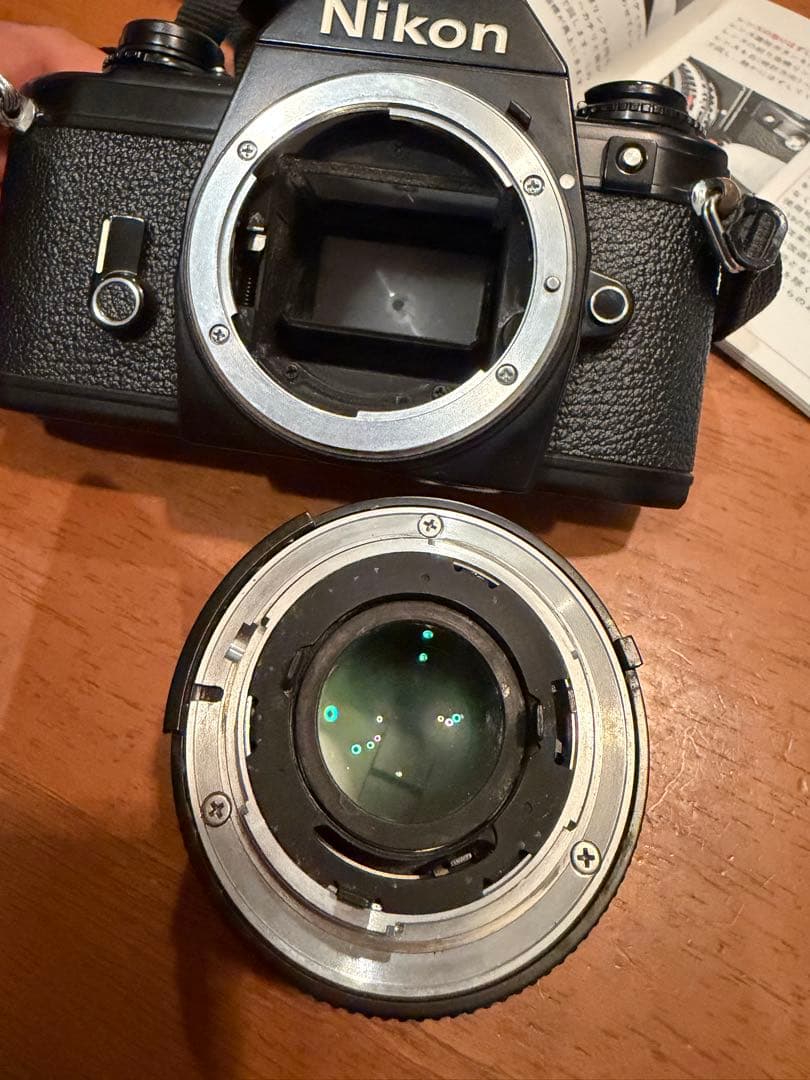 Nikon EM 本体+50mm f1.8 レンズ+L1Bcフィルター&取説付き