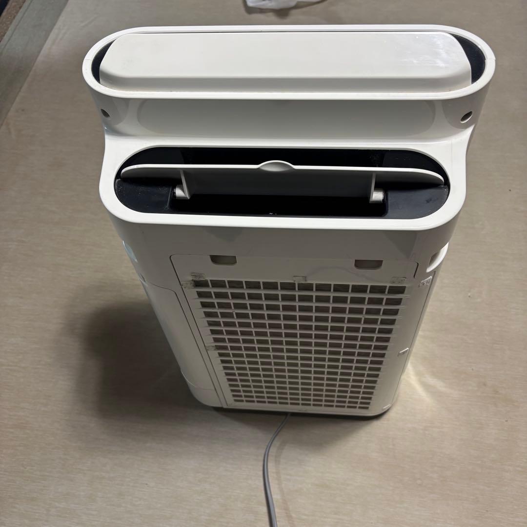 SHARP 加湿空気清浄機　プラズマクラスター　KC-J50 ホワイト