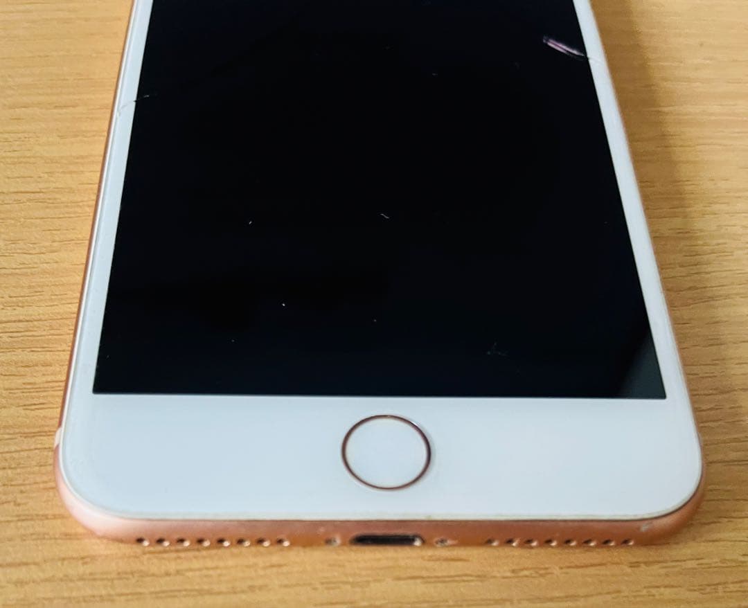 【SIMフリー】iPhone 8 Plus Gold 64GB 動作良好／初期化