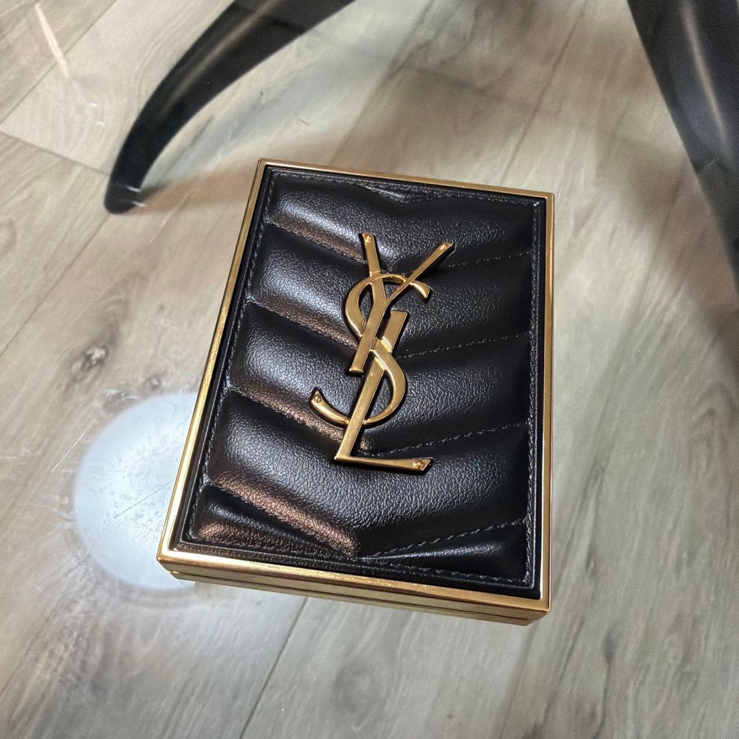 YSL クチュールミニクラッチ　100