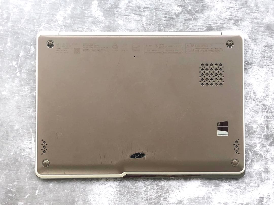 FUJITSU LIFEBOOK CH55　FMVC55JW