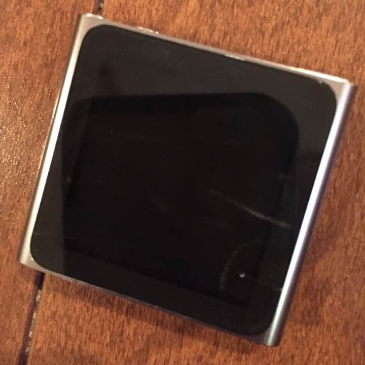 iPod nano 第6世代 8GB シルバー