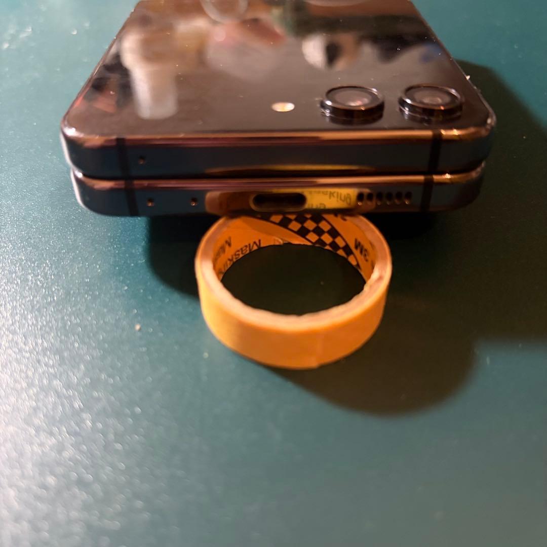 美品 GALAXY z flip 5 au 国内版 SCG23 おサイフケータイ