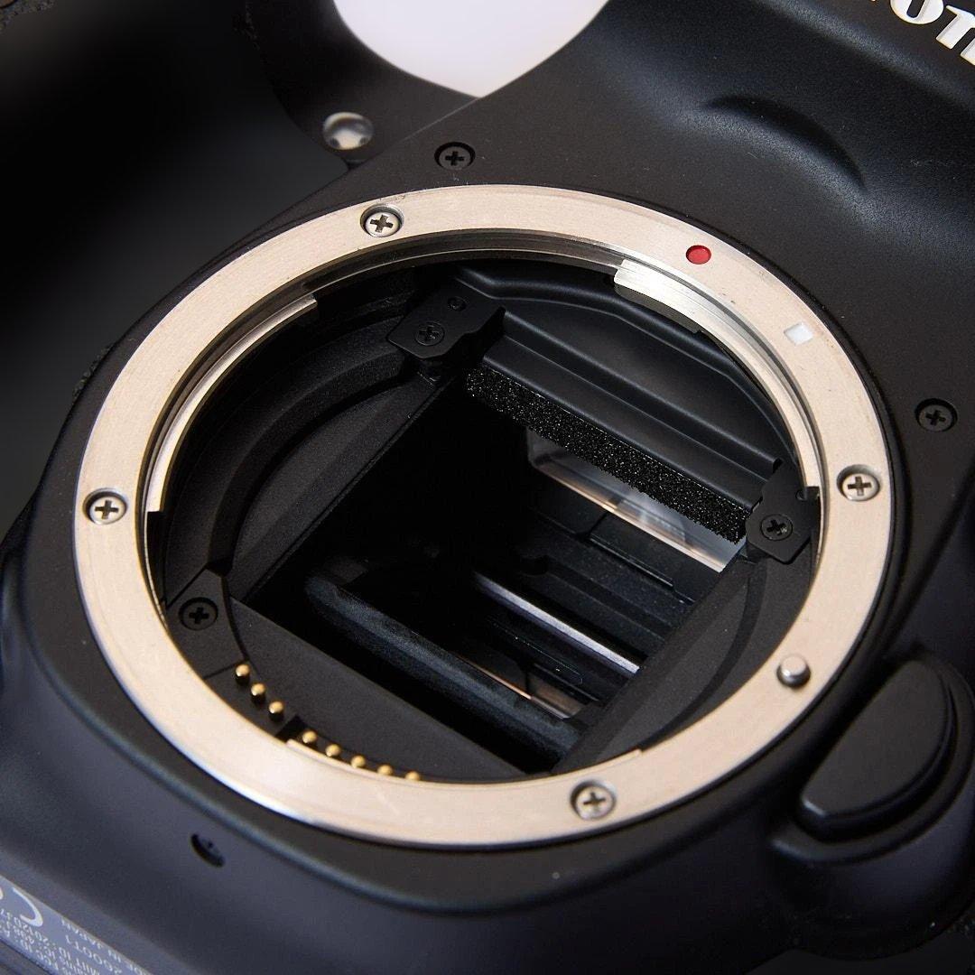 デジタルカメラ CANON EOS 70D