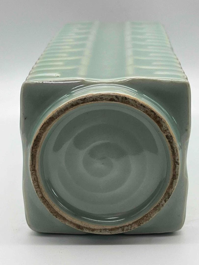 宋時代　青磁琮式瓶　汝官窯　龍泉窯　花入　茶道具　香道具(E-77)