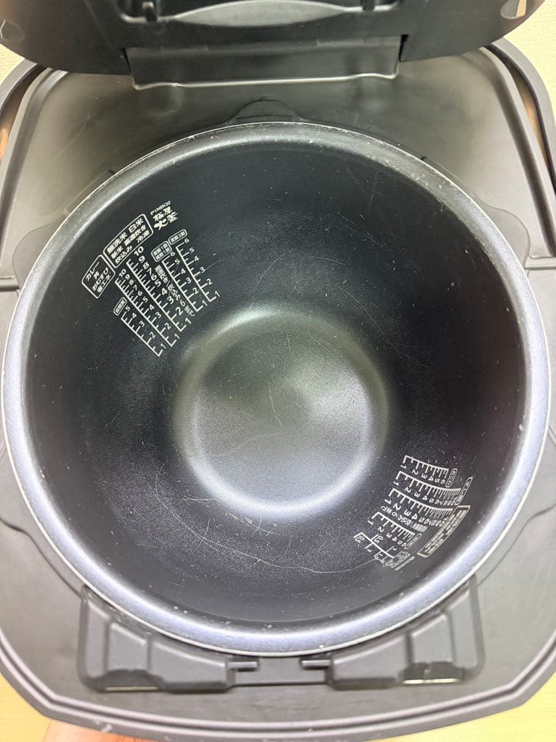 アイリスオーヤマ 圧力IH炊飯器 RC-PD10-B 5.5合 2022年製