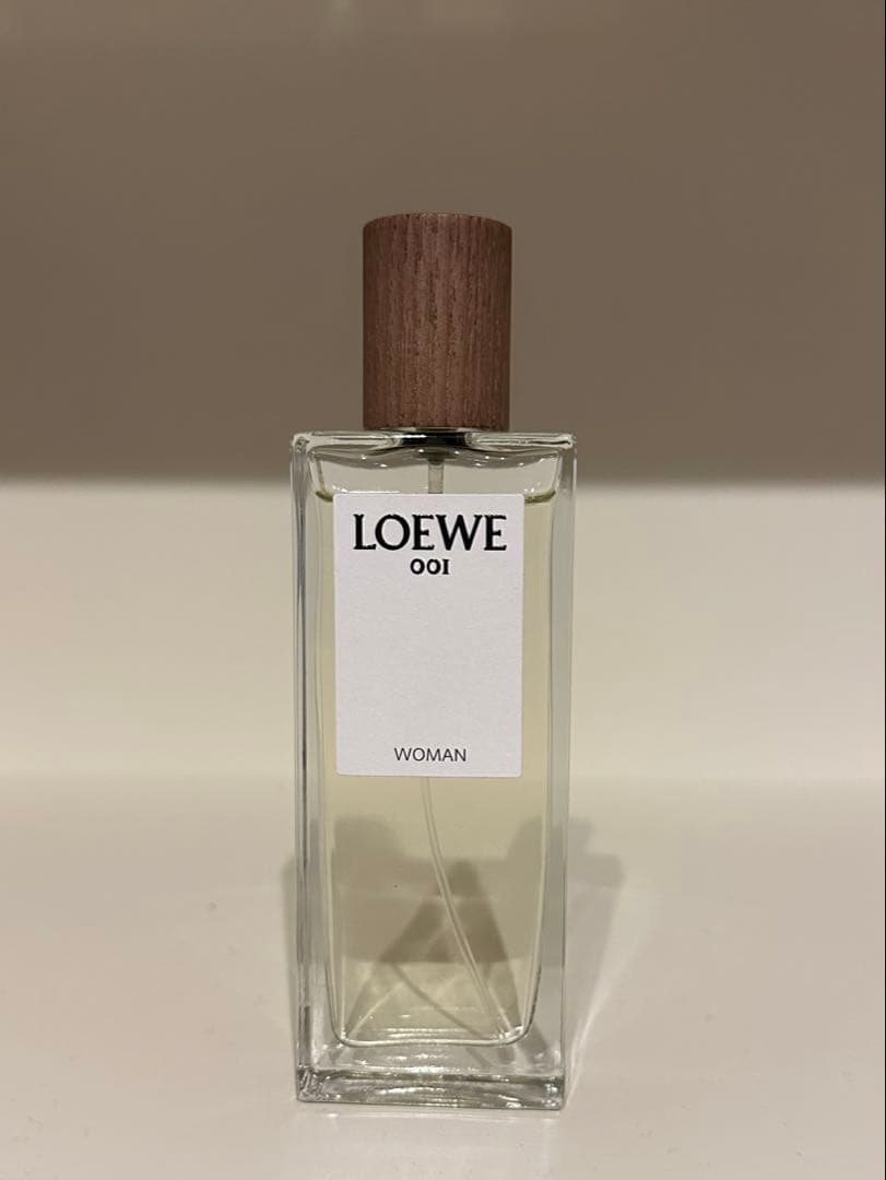 香水(女性用) LOEWE 001 Eau de Parfum 50ml