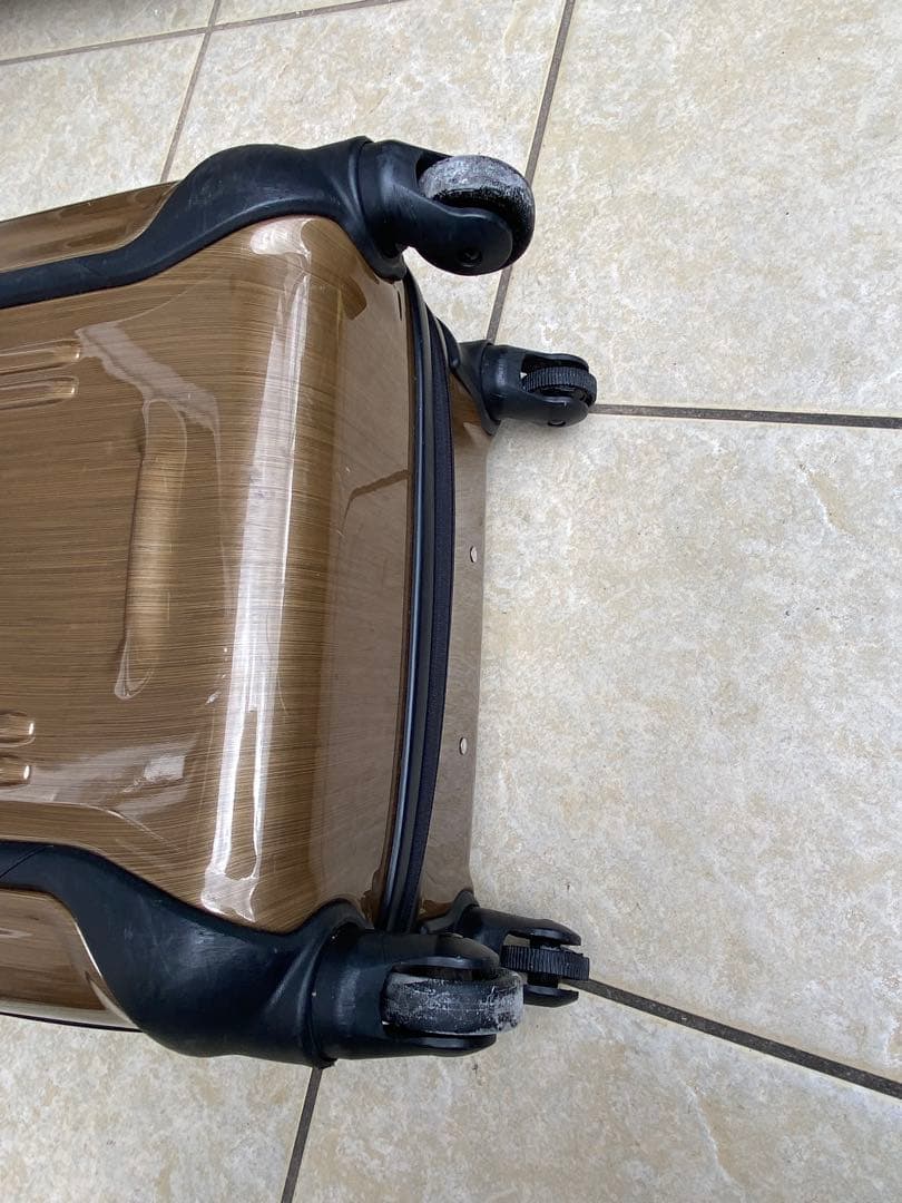 TUMI トゥミ　スーツケース　機内持ち込み　TSA 四輪 キャリーカート