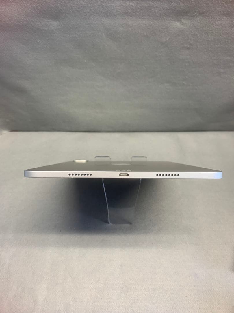 美品 iPad Pro 11インチ 第4世代　WiFi版　128GB シルバー色