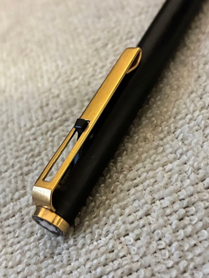◾️MONT BLANC モンブラン◾️ハンマートリガー式ボールペン◾️黒／金色◾️